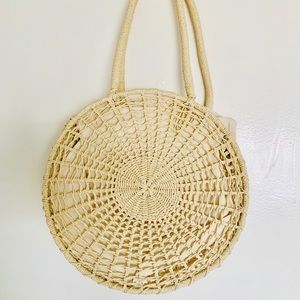 Straw circle bag